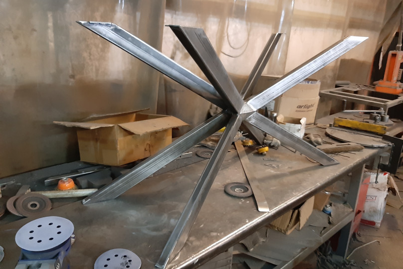 Производство мебели из металла