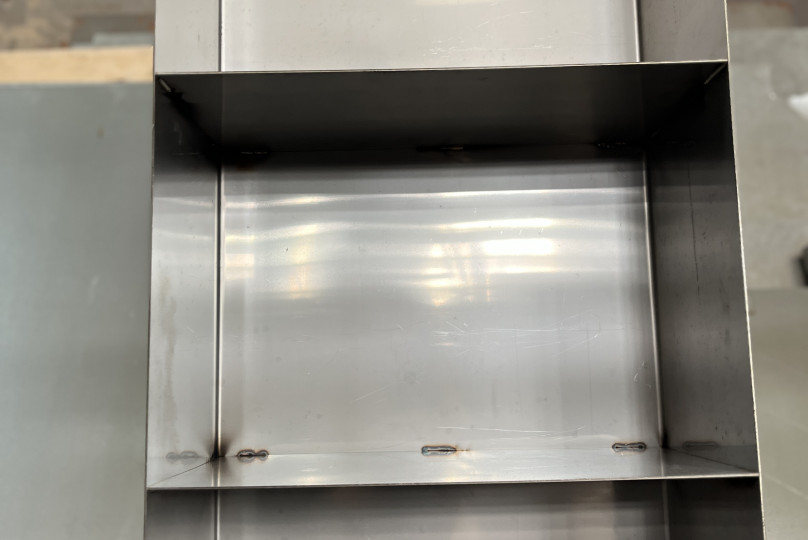 Навесные полки