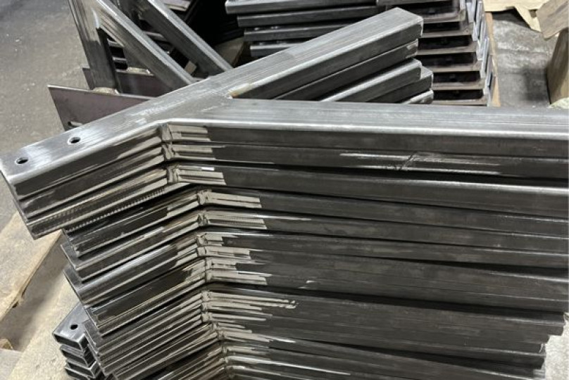 Изготовление кронштейнов из металла на заказ