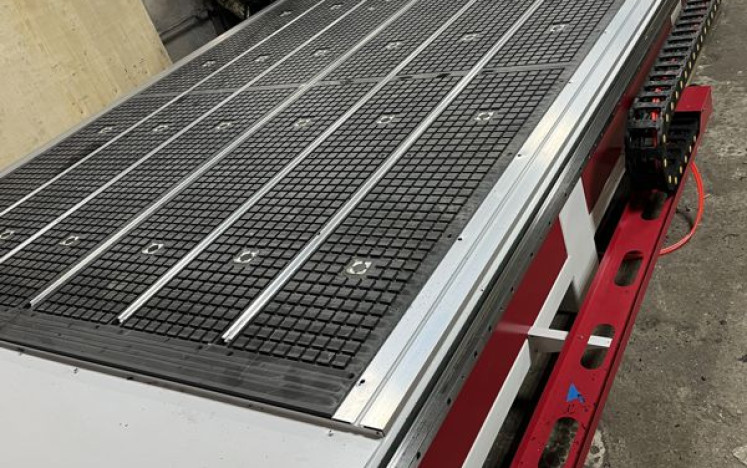 Фрезерный станок с ЧПУ широкоформатный