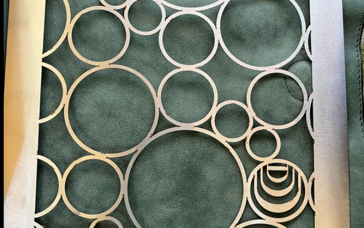 Лазерная резка нержавейки