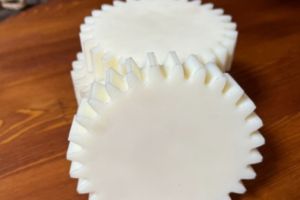 Изготовление деталей из полиацетали на заказ в Москве