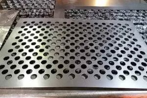 Лазерная резка листового металла — быстрое и точное исполнение проектов