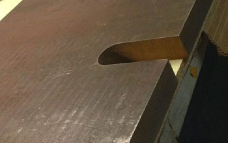 Гидроабразивная резка черного металла